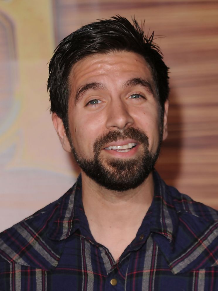 Joshua Gomez