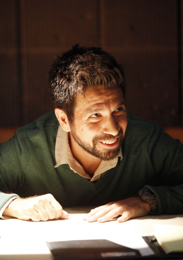 Joshua Gomez