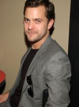 Joshua Jackson photo