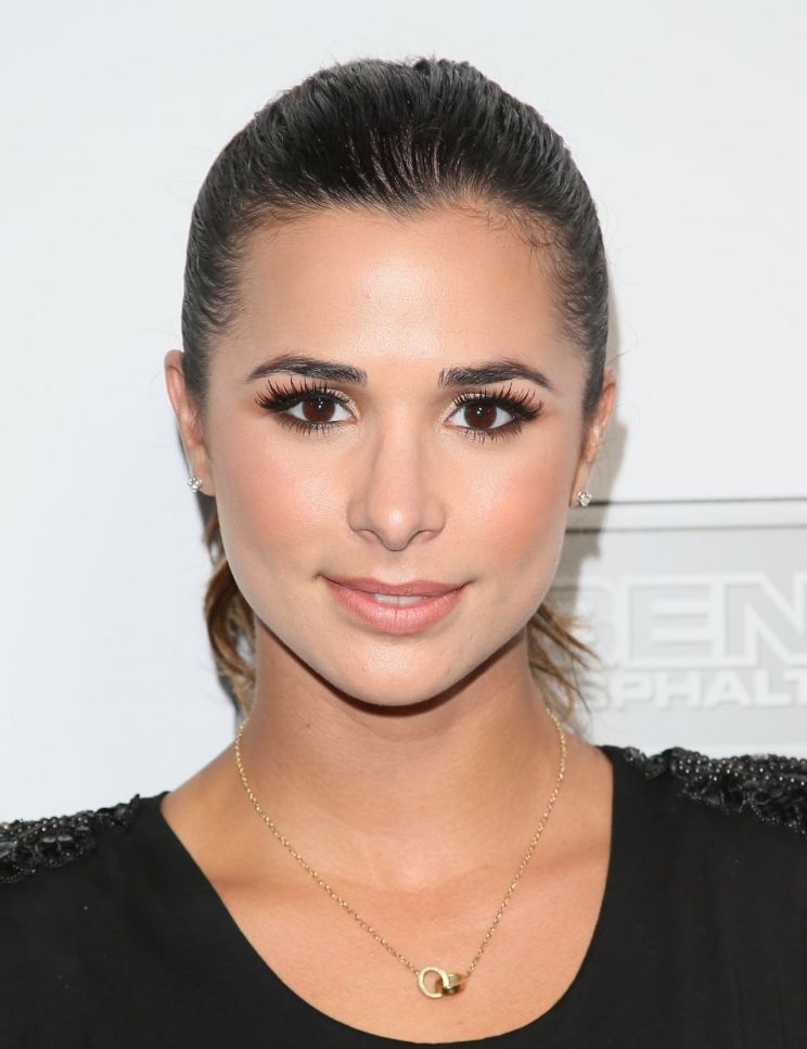 Josie Loren