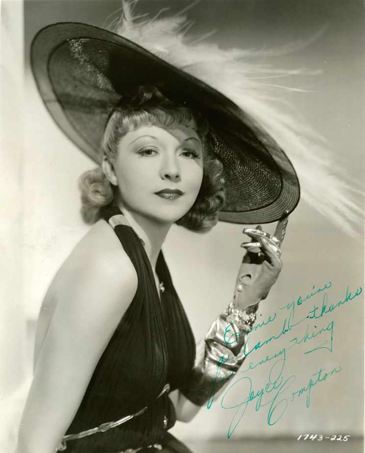 Joyce Compton