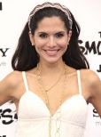 Joyce Giraud