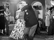 Joyce Grenfell photo