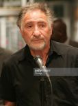 Judd Hirsch