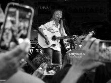 Juice Newton photo