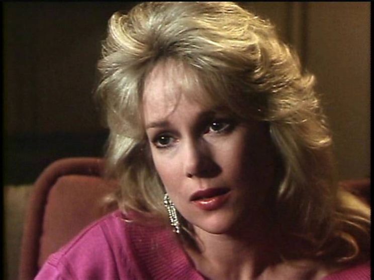 Julia Duffy