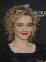 Julia Garner