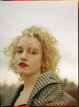 Julia Garner