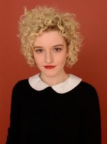 Julia Garner