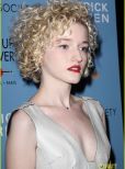 Julia Garner