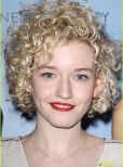 Julia Garner