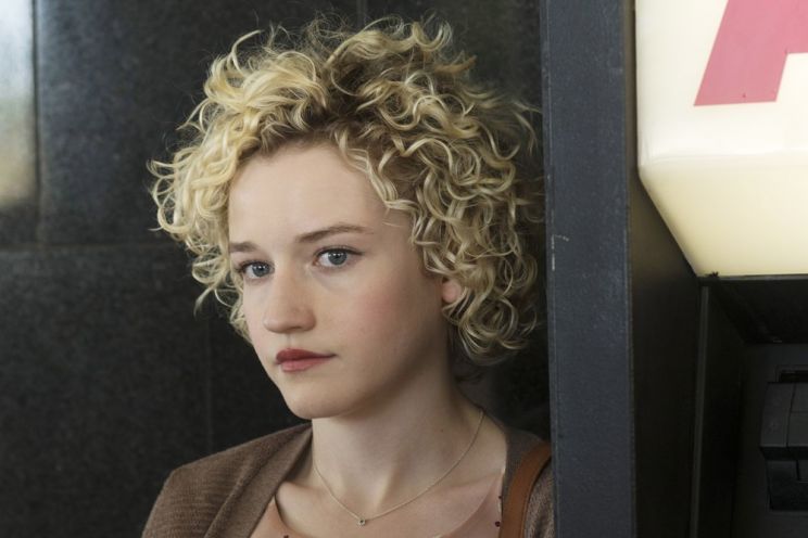 Julia Garner