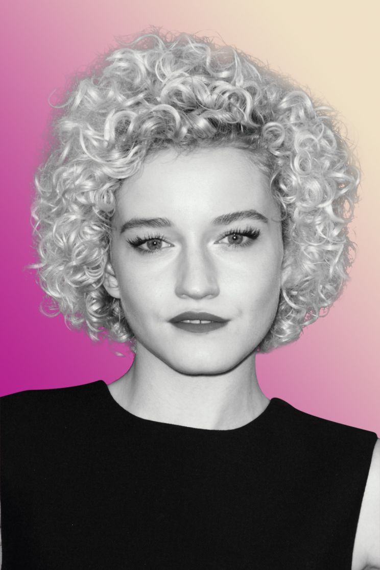 Julia Garner