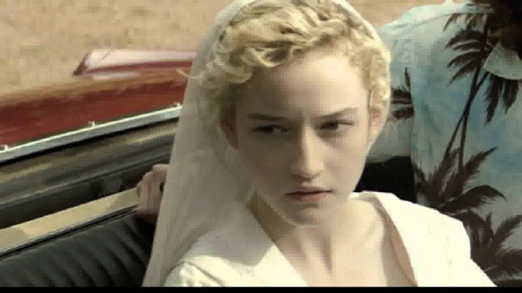 Julia Garner