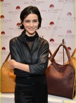 Julia Goldani Telles