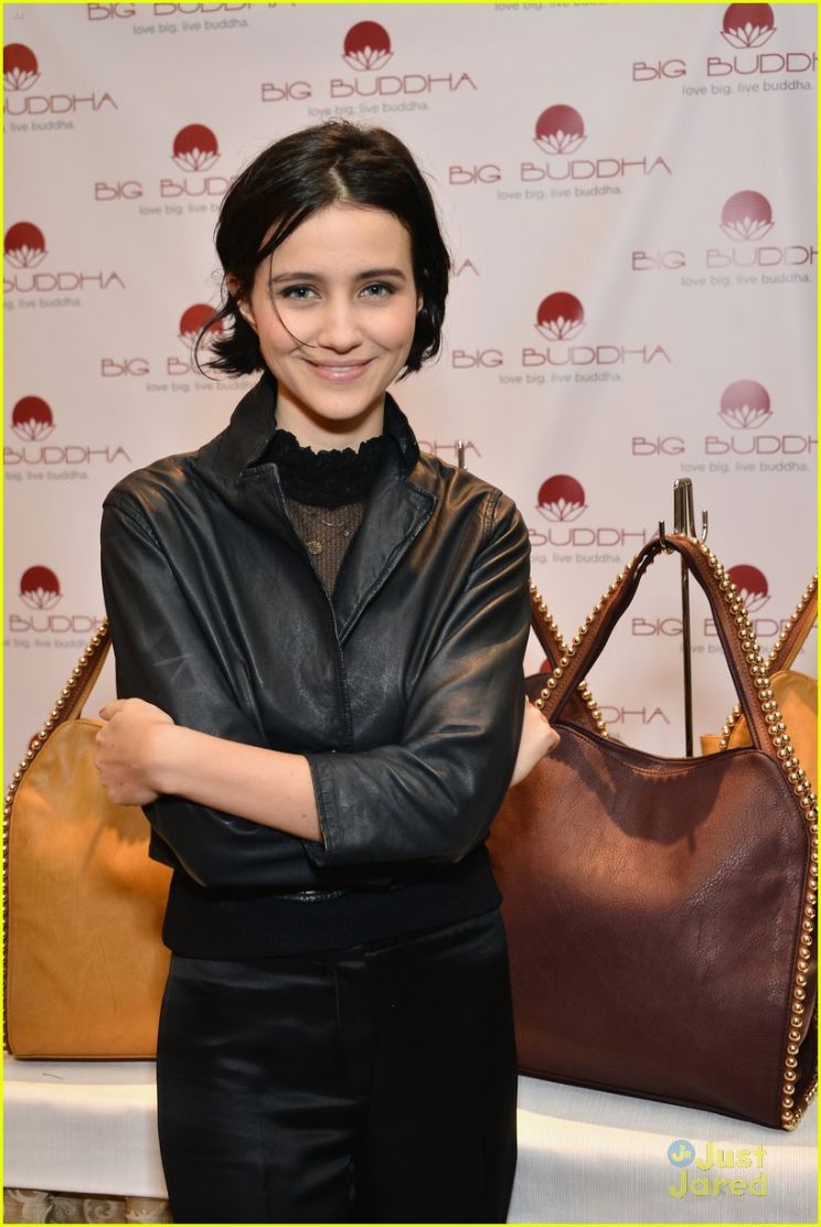 Julia Goldani Telles