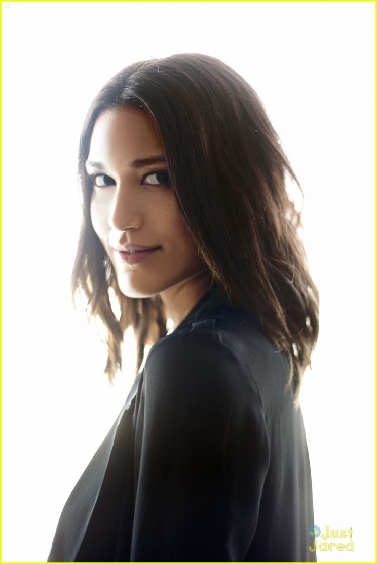 Julia Jones