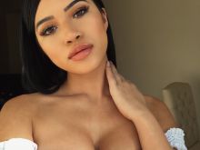 Julia Kelly photo