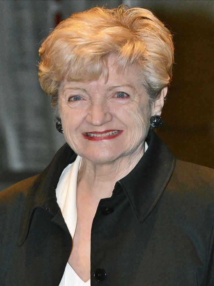 Julia McKenzie