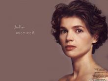 Julia Ormond