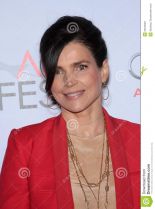 Julia Ormond