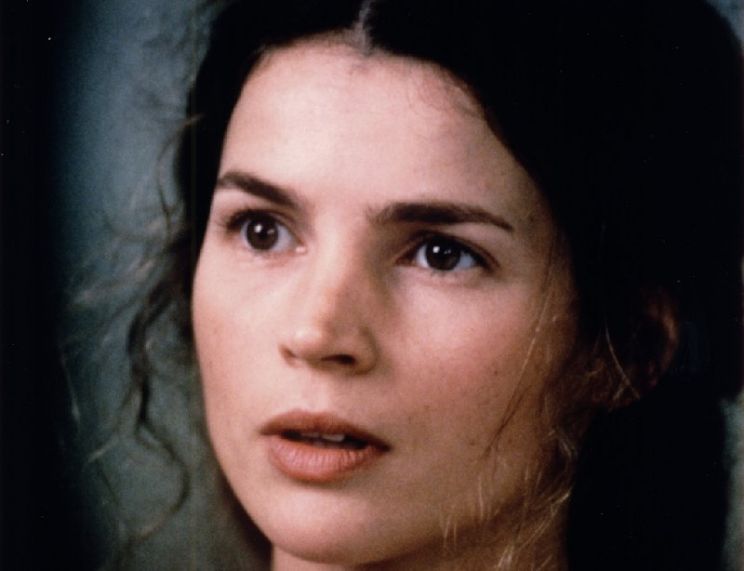 Julia Ormond