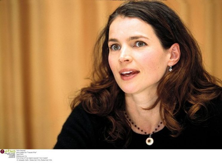 Julia Ormond