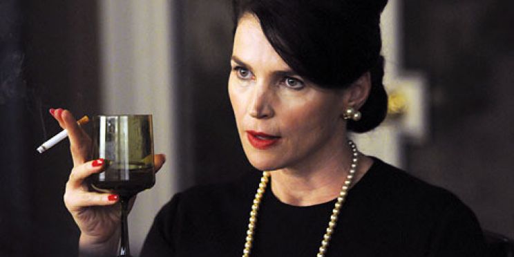 Julia Ormond