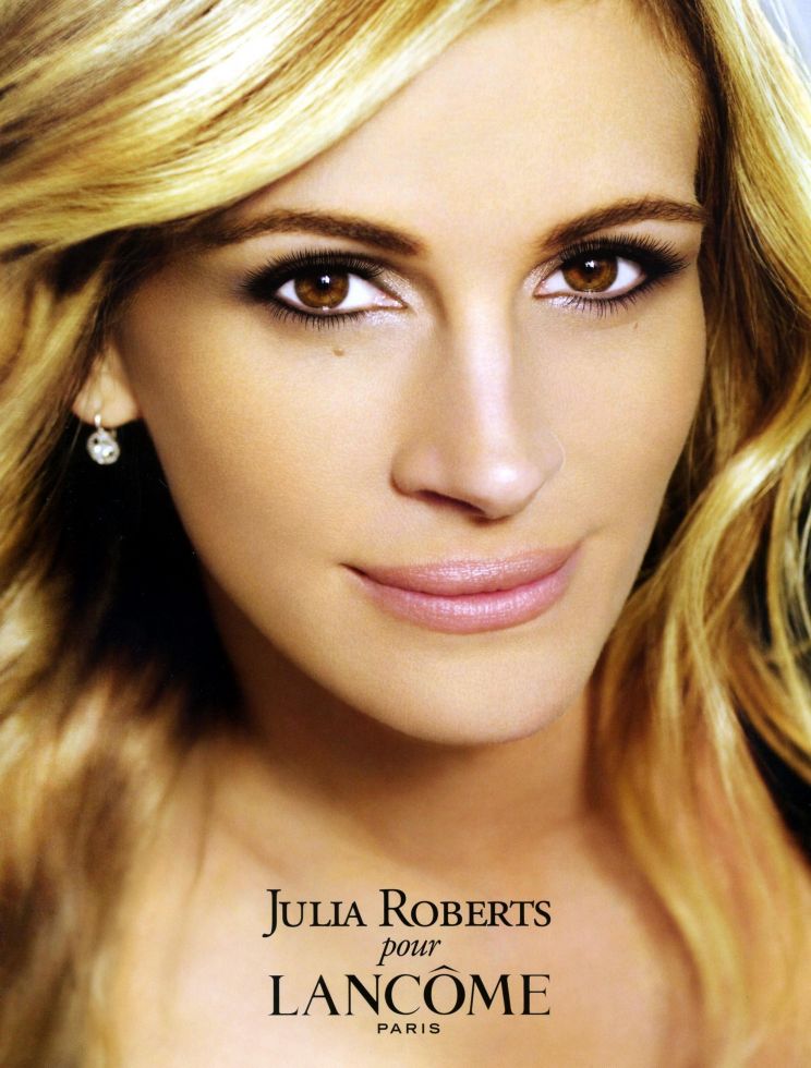 Julia Parton