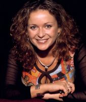 Julia Sawalha