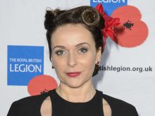 Julia Sawalha