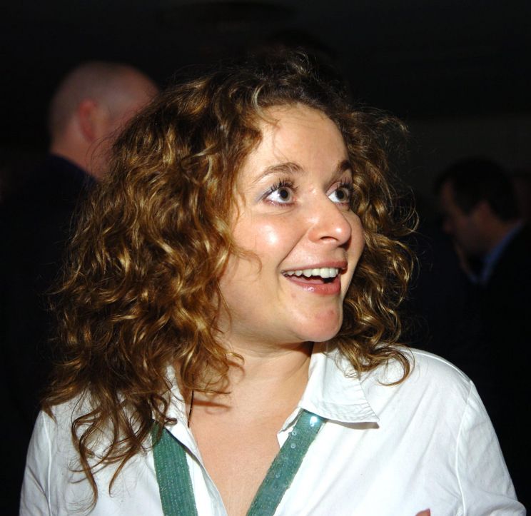 Julia Sawalha