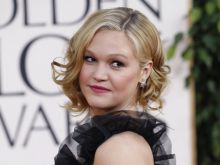 Julia Stiles photo