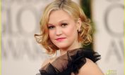 Julia Stiles