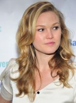 Julia Stiles