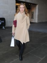 Julia Stiles photo