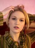 Julia Stiles