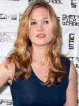 Julia Stiles