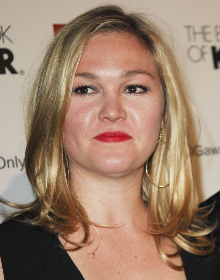 Julia Stiles