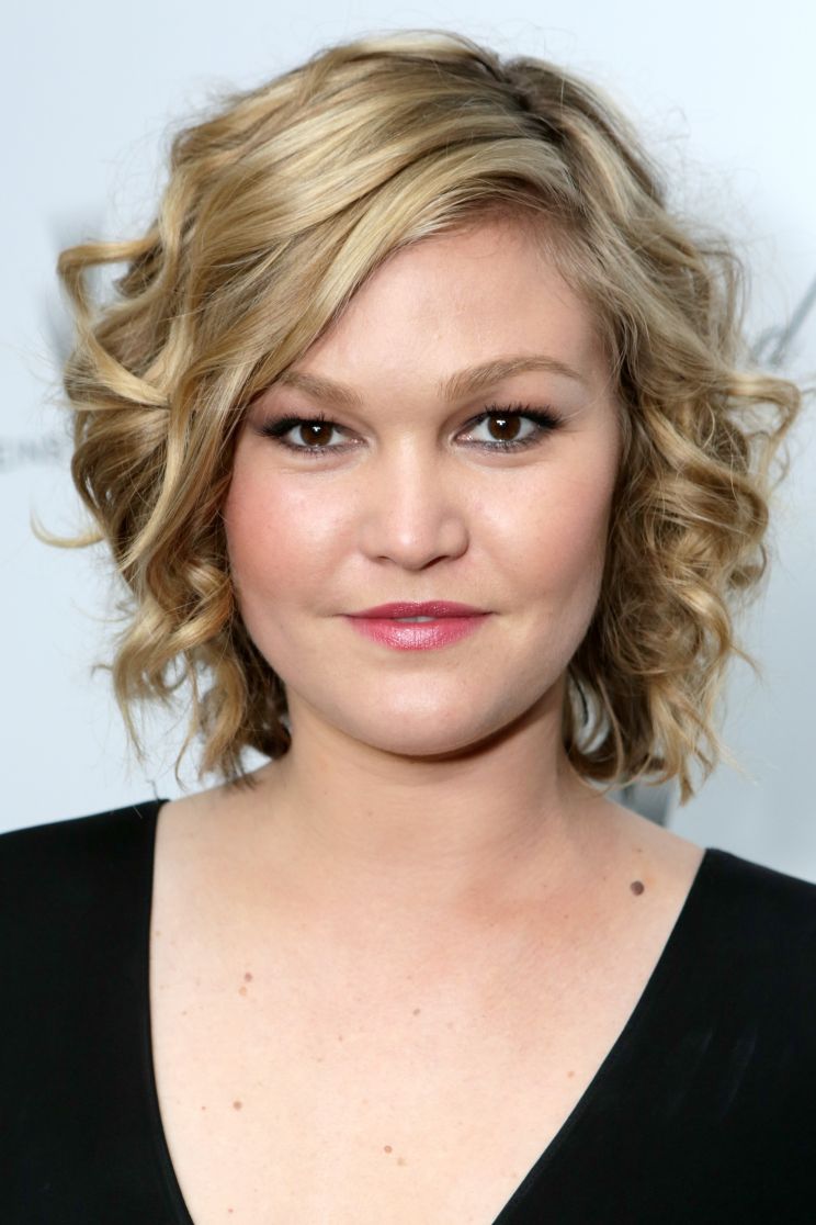 Julia Stiles