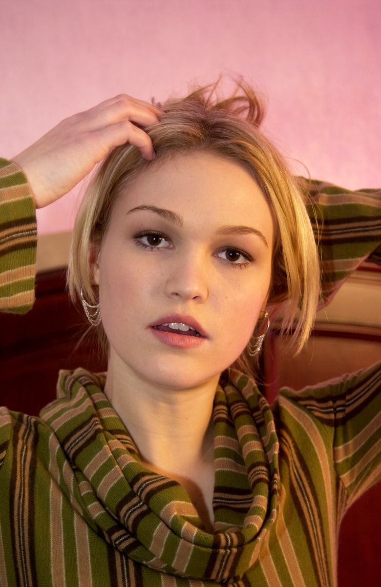 Julia Stiles