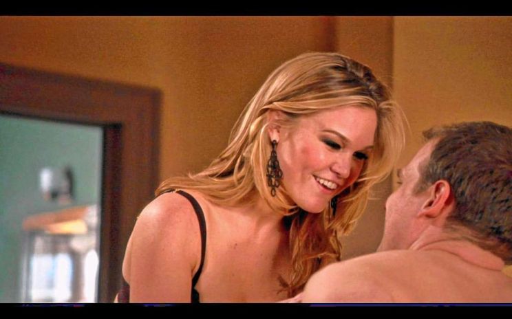 Julia Stiles