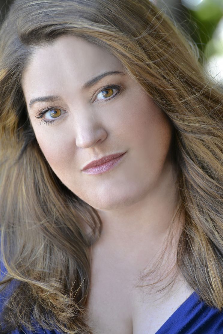 Julia Whelan