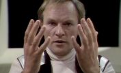 Julian Glover