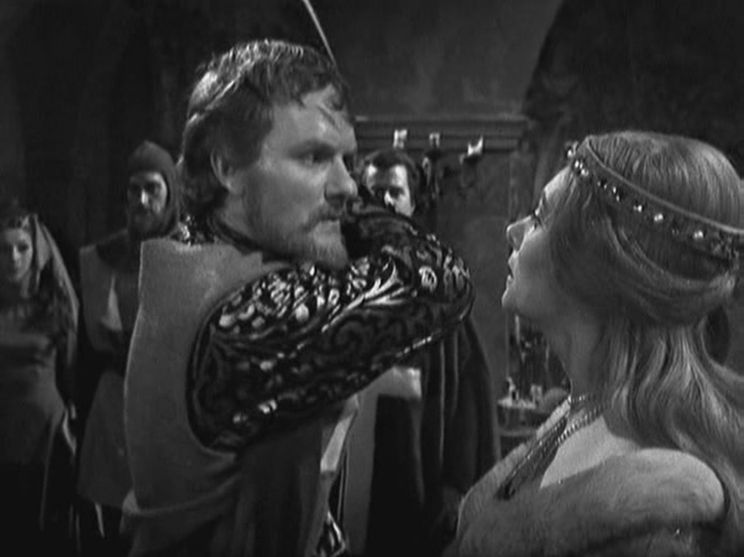 Julian Glover