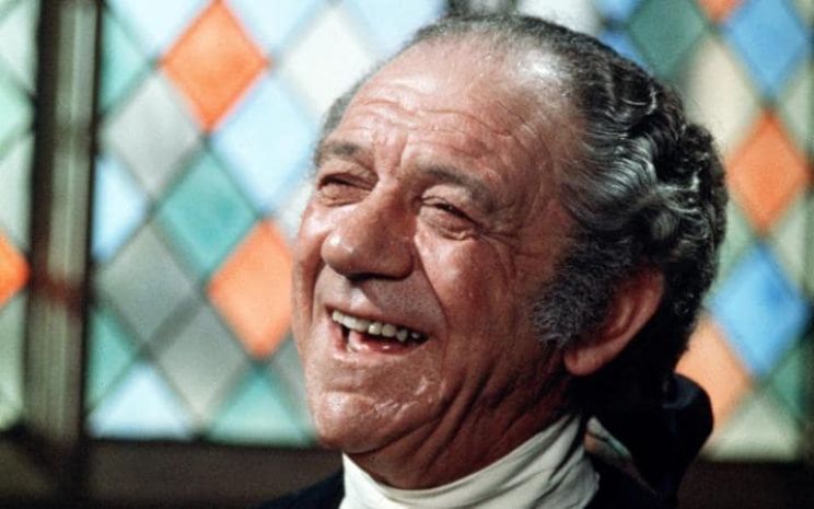 Julian Holloway