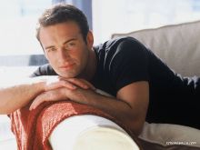 Julian McMahon