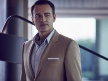 Julian McMahon