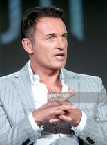 Julian McMahon