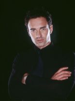 Julian McMahon